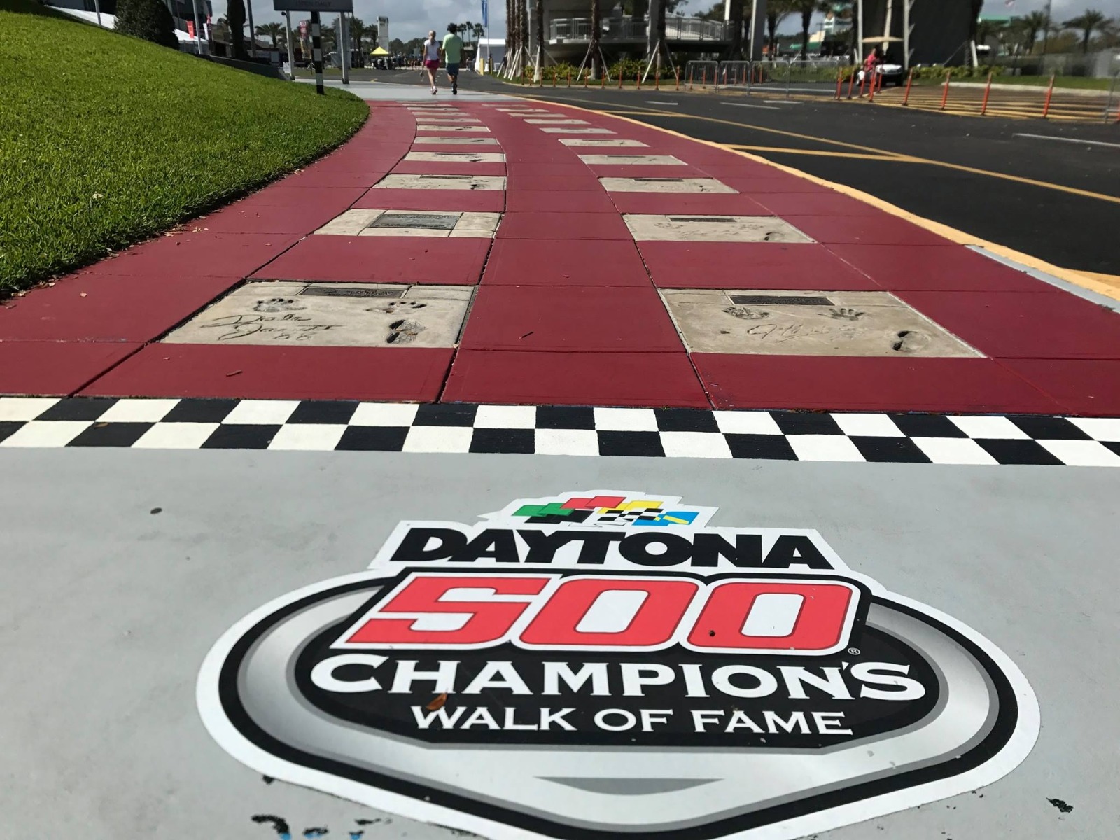 5 Noches Residence Inn Daytona Speedway (Rolex 24 2027)