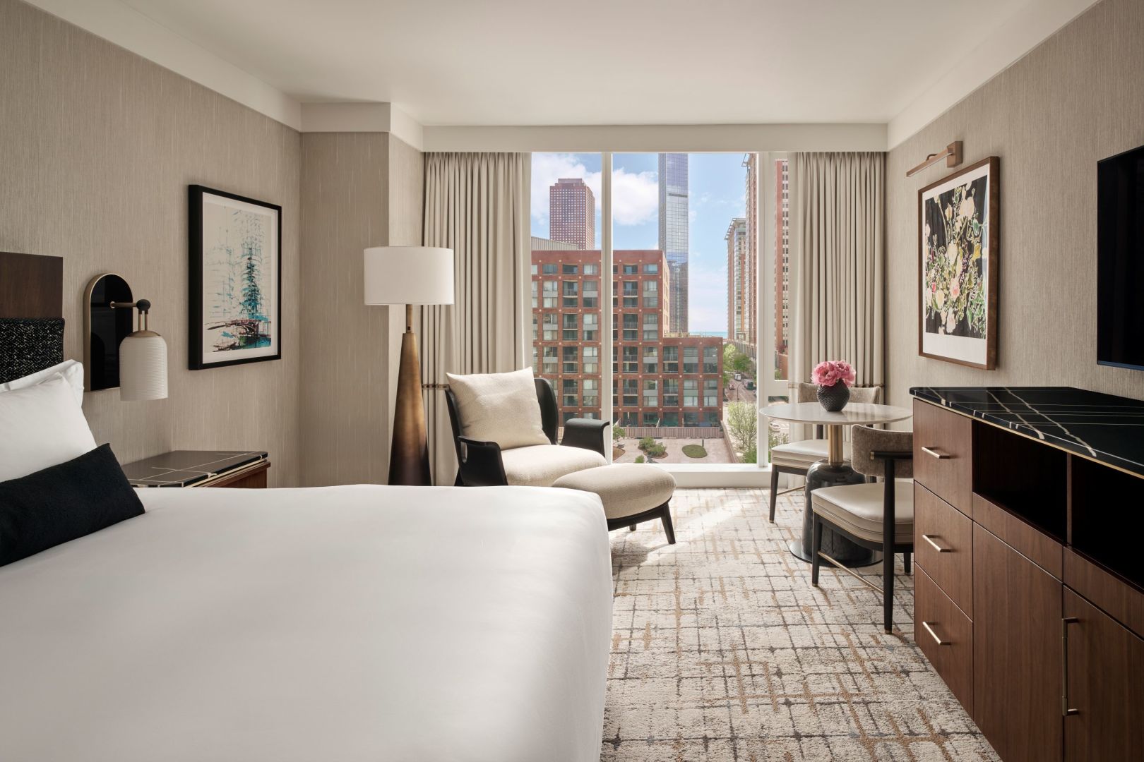 3 noches Loews Downtown Chicago 2027