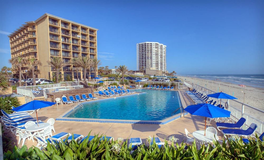 4 noches Delta Marriott Daytona Beach Oceanfront (2027)