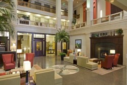 3 noches Hilton Garden Inn Downtown Indianapolis - 2026 (Carrera y Desfile)