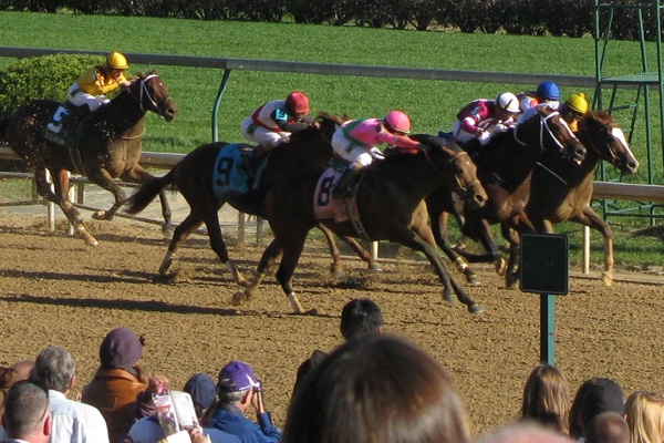 Running of the Kentucky Derby at Churchill Downs