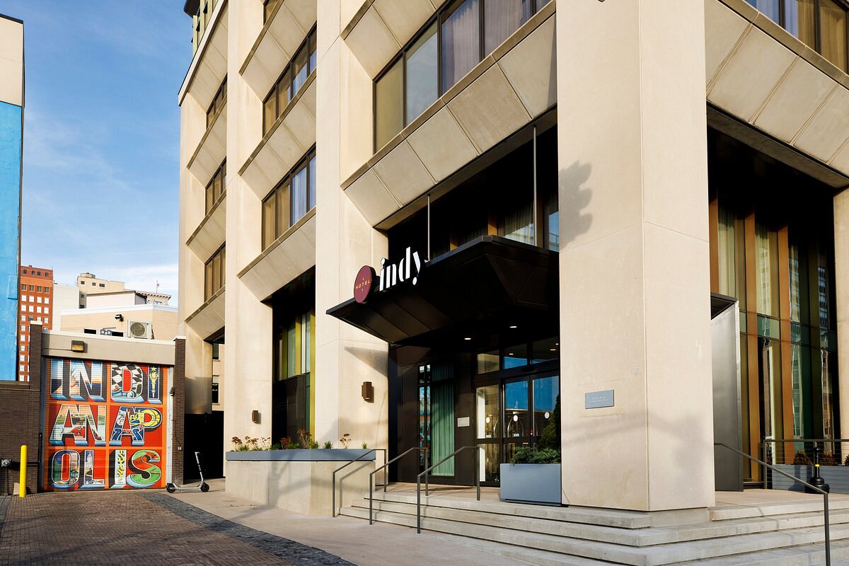 3 noches Home2 Suites Downtown Indianapolis - 2026 (Carrera y Legends Day)