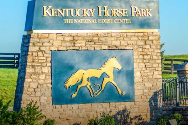 3 night Embassy Suites Lexington - Derby & Tour (2027)
