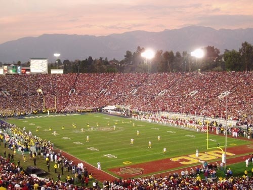 4 noches Doubletree Marina del Rey - Desfile y Rose Bowl 2027