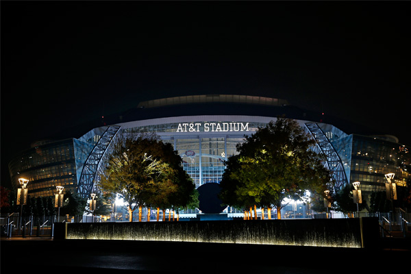 Vista del estadio AT&T de noche